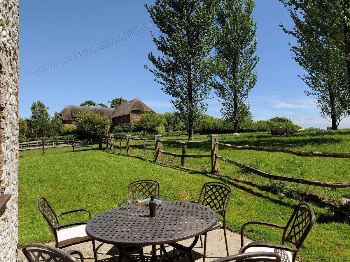 Villa East Barn à Wootton Fitzpaine Extérieur photo